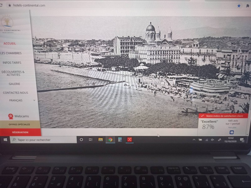 Réservation hôtel 4 étoiles en bord de mer avec lit king-size à Saint-Raphaël