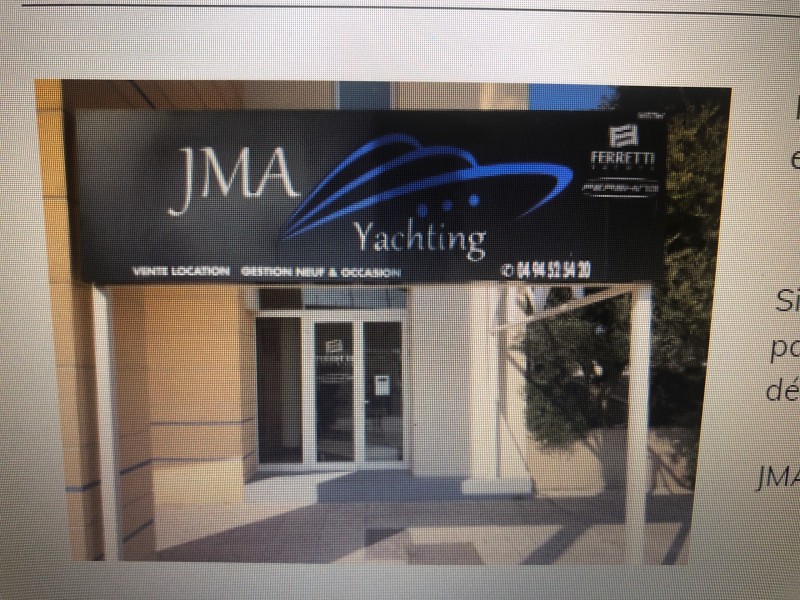 Recherche à louer un bateau à Port Fréjus