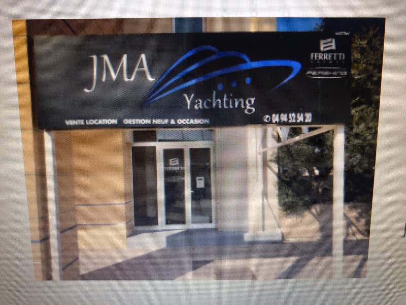  Recherche à louer un bateau à St Raphael 