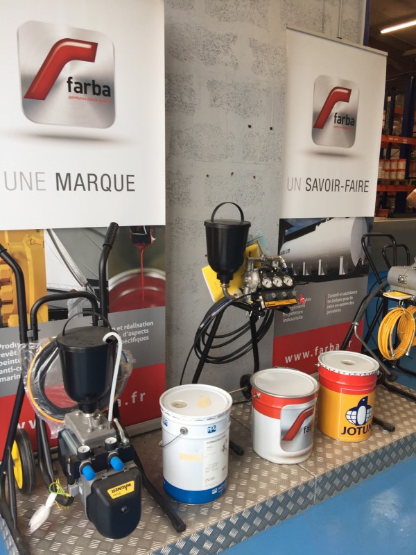 Peinture industrielle et appareil de projection de peinture anticorrosion pour l’entretien des bateaux  Lyon Sud Chaponnay  Farba PAD Industrie