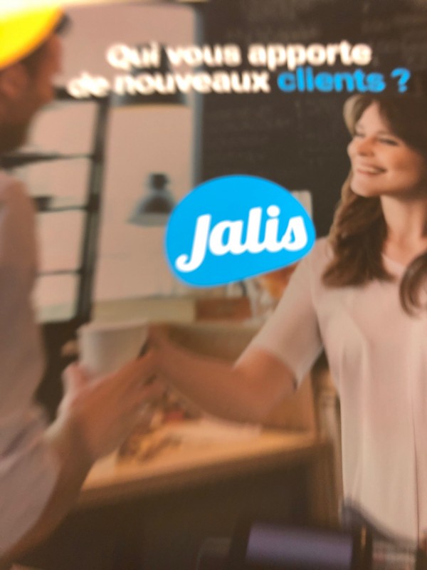 Recherche un hôtel quatre étoiles pour 10 personnes sur la région de Megève 