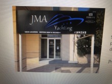 Où faire mon entretien de bateau à Port Fréjus ?